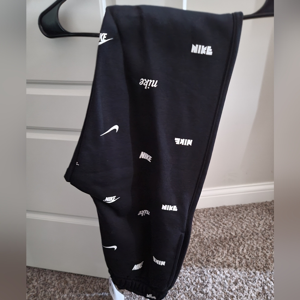 Nike Mens Club Fleece Joggers Small